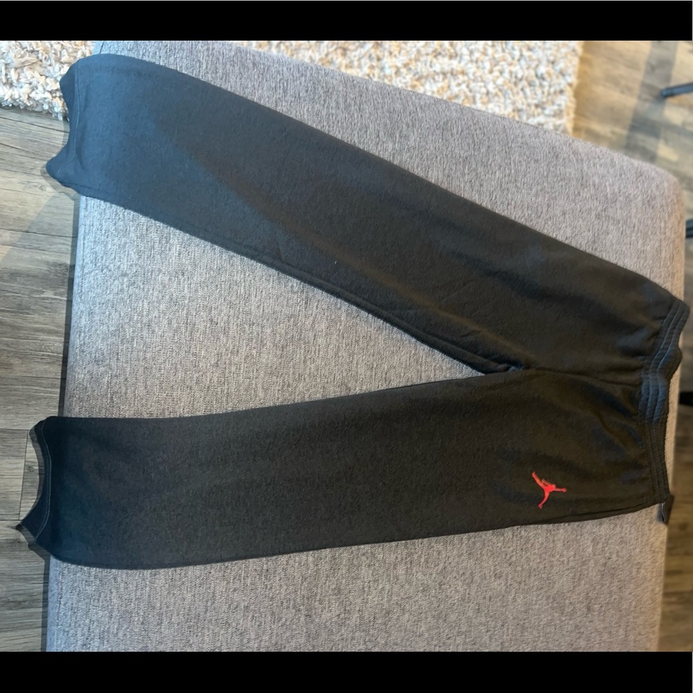 NEW WITH TAGS - Jordan Dri-fit Boys XL Black Heather Sweats